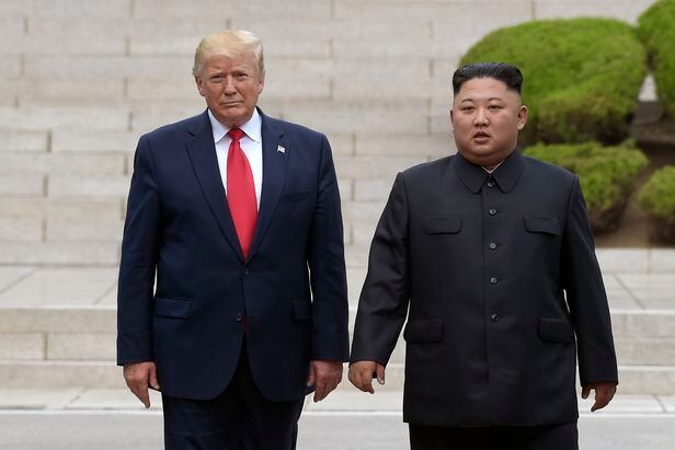 2019년 6월 북측 판문점에서 도널드 트럼프 미국 대통령이 북한 김정은 위원장을 만났을 때 모습./AP 연합뉴스
